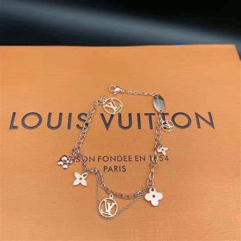 สร้อยข้อมือ lv|เครื่องประดับ Louis Vuitton ราคา .